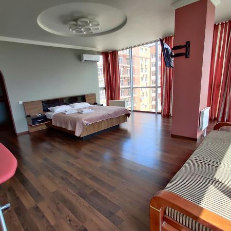 Micromegas Apartments Chernivtsi Exterior photo