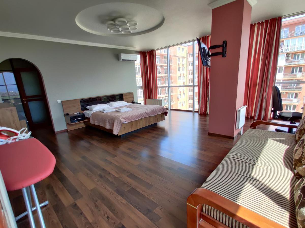 Micromegas Apartments Chernivtsi Exterior photo
